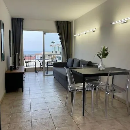 Cecilia Apartmentplaya De Americas شقة